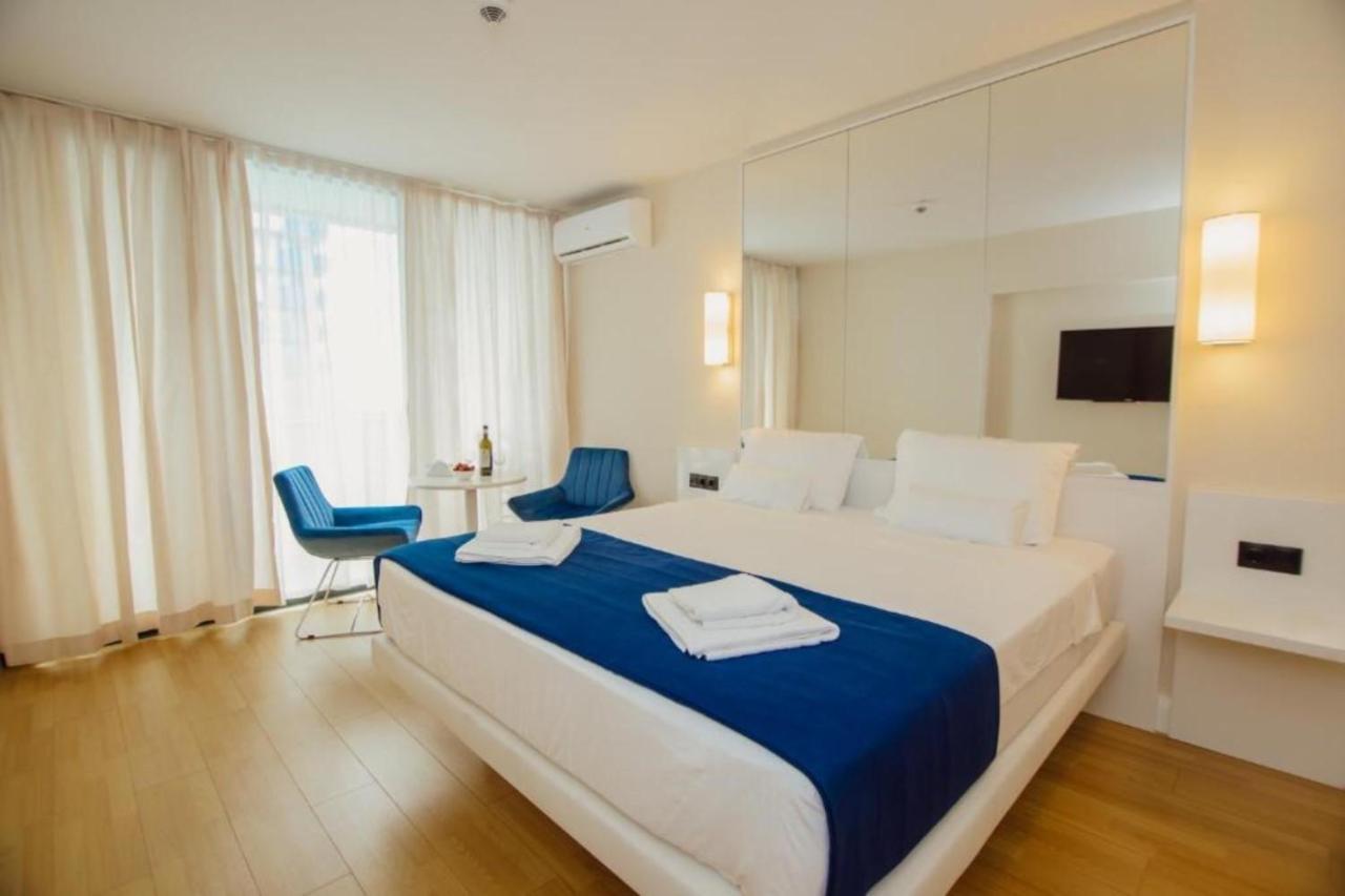 Superior Apartments Orbi City Sea View 巴统 外观 照片