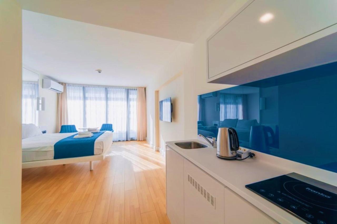 Superior Apartments Orbi City Sea View 巴统 外观 照片
